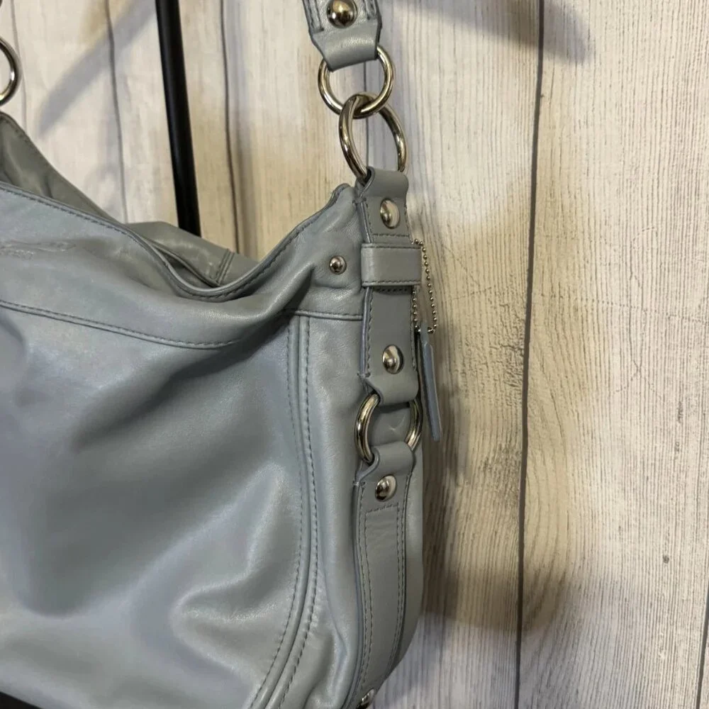 Coach Zoe Hobo Bag Light Blue Leather G1032-B14706 Silver Hardware Like New - Picture 2 of 7